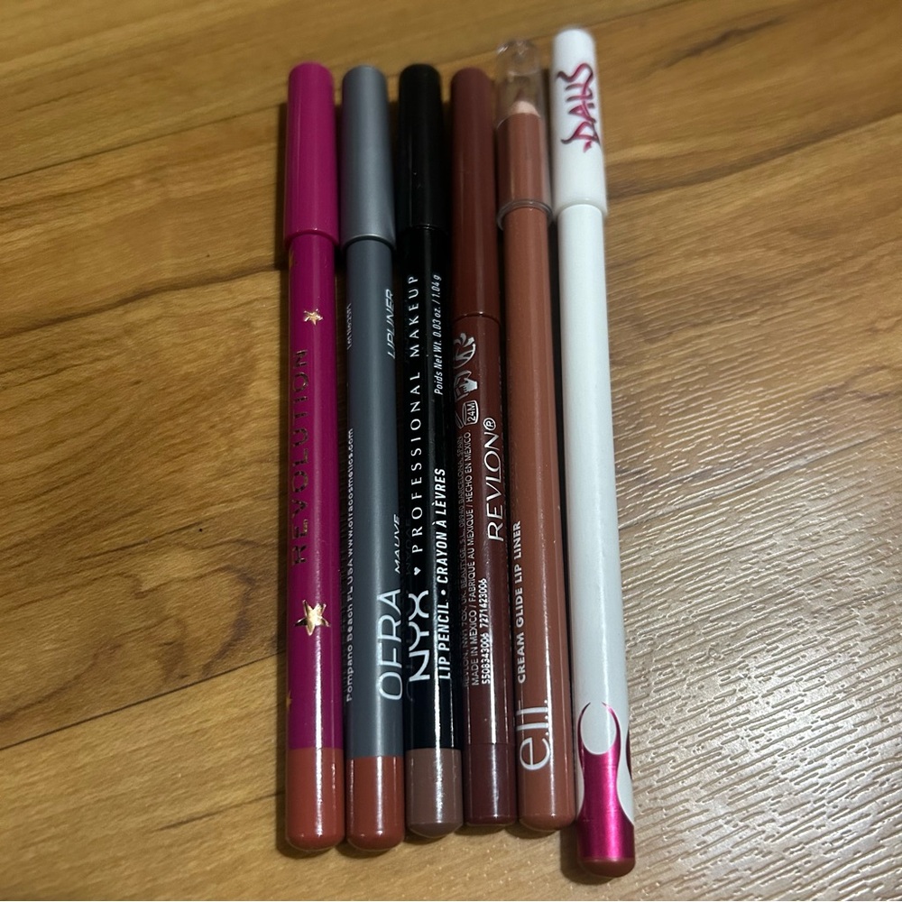 Assorted Warm Neutral Lip Liner Set